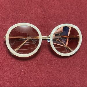 Chic White Round Sunglasses